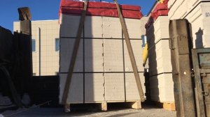 Правильная погрузка газоблока на манипулятор