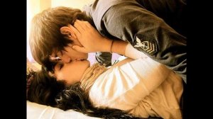 парень и девушка любят друг  друга. обнимашки. любовь