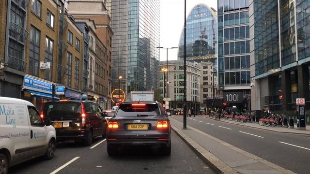 London 4K - Skyscraper District Drive - City of London