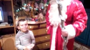 Дед Мороз. Сын не узнал отца в костюме Деда Мороза
