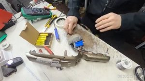 Ручной пылесос ELECTROLUX . Замена аккумулятора на более ёмкие АА 2500 mah.