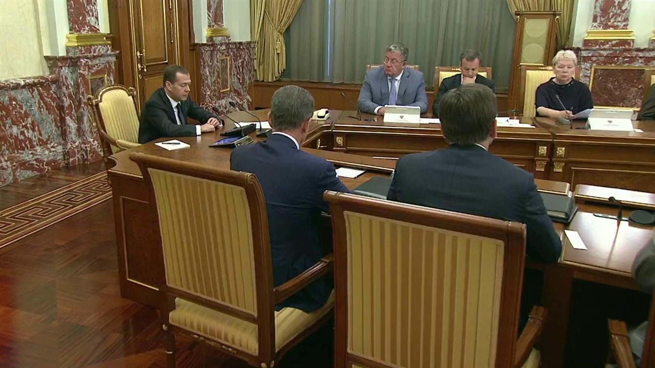 В День знаний совершенствование системы образовани...ло одной из главных тем заседания правительства