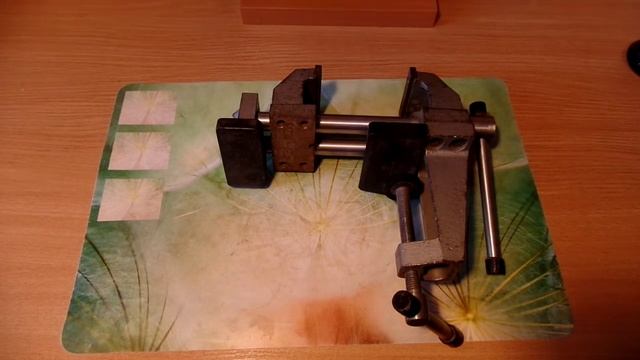 Мои первые слесарные тиски приобретенные в далеком совковом 1983 году и обзор на них смотреть онлайн