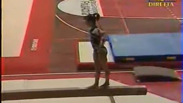 Monica Bergamelli 2006 Italy vs. Russia Beam смотреть онлайн