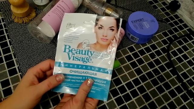 ГОРЫ ПУСТЫХ БАНОЧЕК смотреть онлайн