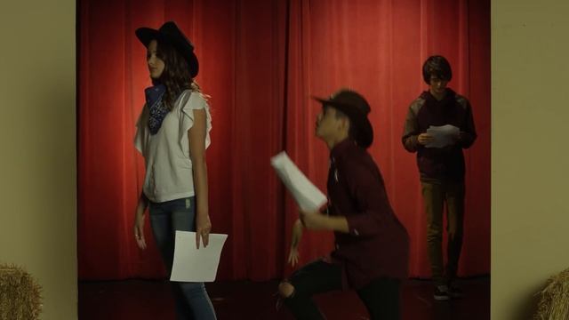 CHICKEN GIRLS | Season 3 | Bloopers смотреть онлайн