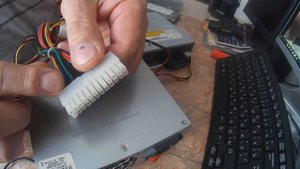 Как подключить жёсткий диск и оптический привод от  старого компьютера к моноблоку