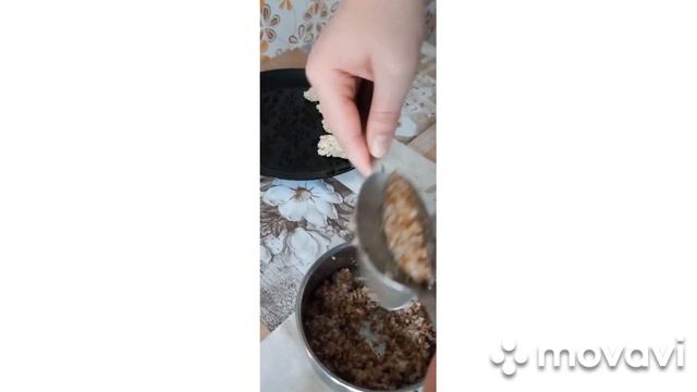 Подача каші на блв прикормі. Формування брусочків. смотреть онлайн