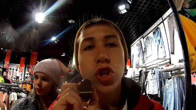 ГУЛЯЮ С ДЕВУШКОЙ БЕЗ ДЕНЕГ! КАК ТАК МОЖНО? ЧТО ДЕЛАТЬ? смотреть онлайн