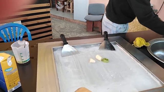 Уличная еда. Витязево. Тайское мороженое. Сентябрь 2021. смотреть онлайн