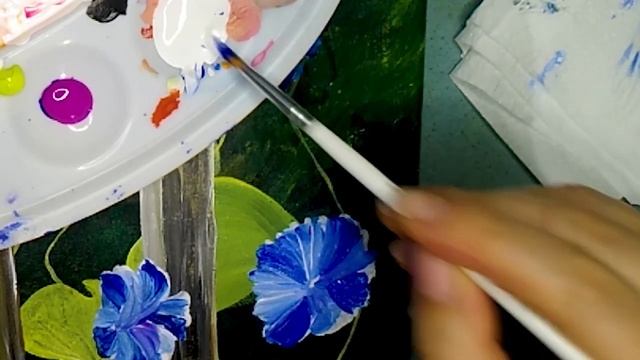 Рисунок на холсте акриловыми красками. Вьюнок акрилом. Рисунок птички на заборе. Полный процесс.