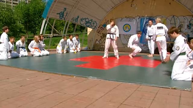 Показовий вступ дітей з рукопашного бою смотреть онлайн