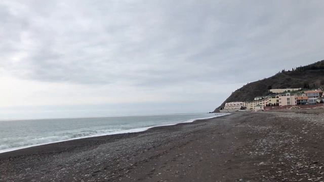 Алушта. Рыбачье, самый протяжённый пляж.