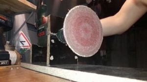 Держатель дрели для шлифовки.