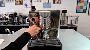 Overview of Nuova Simonelli Oscar II Espresso Machine