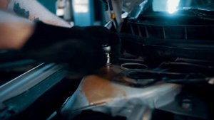 Замена опоры амортизатора Nissan Teana