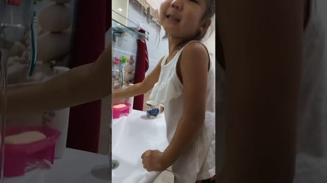 как нужно промывать нос , детям смотреть онлайн