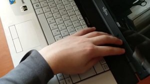 Ремонт, разборка и замена клавиатуры Fujitsu amilo p3560