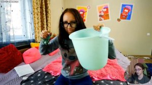 NightWayfarer(Игрооргии) СМОТРИТ YOUTUBE(тренды) #4 ЖЕЛЕЙНЫЙ МЕДВЕДЬ