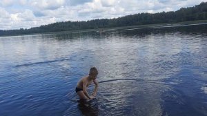 Учимся плавать разными стилями)