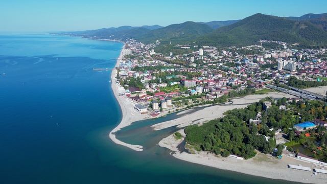 Лазаревская красная. Лазаревское. Море в Сочи в октябре. Над Сочи. Лазаревское красная Поляна.