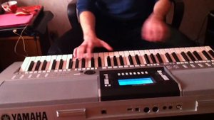 ВИРТУОЗ ИГРАЕТ НА СИНТЕЗАТОРЕ))))9