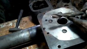 Крепление кпп с угловым редуктором на сверлильный станок.