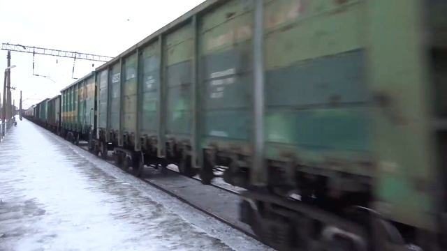 Электровоз ВЛ80С-1219 с грузовым поездом смотреть онлайн