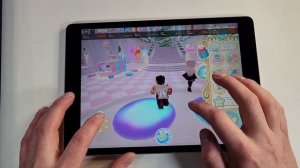 iPad 9 Vs iPad 10 Roblox Gameplay Comparison