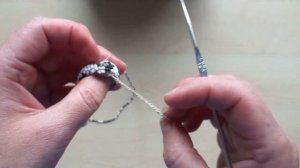 Чехол из бисера для телефона.