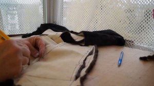 Как выкроить  воротник из меха.