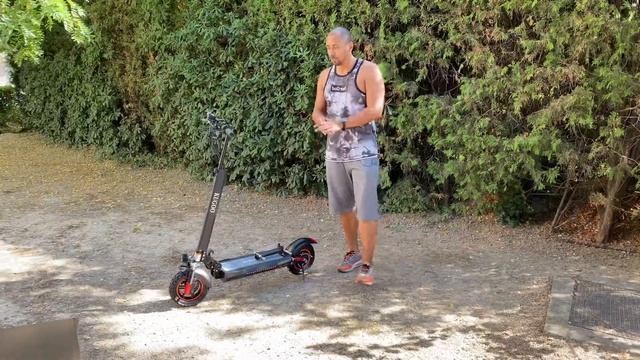 Unboxing et présentation de la Kugoo M4 Pro trottinette compacte
