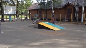 Детские трюки на велосипеде