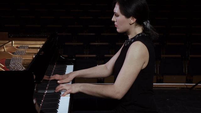 Brahms Rhapsody in G Minor Op.79,2 played by Tamar Beraia