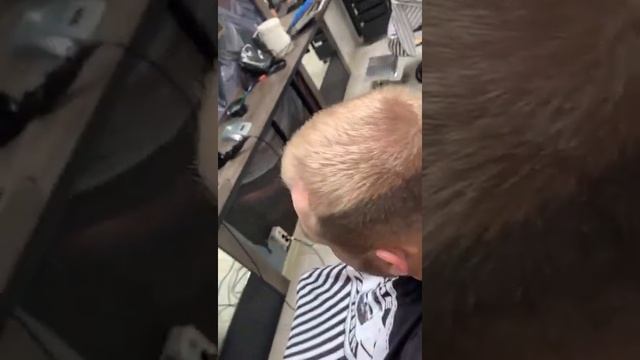Мужское окрашивание волос в Екатеринбурге - барбершоп BRO стриGUT!