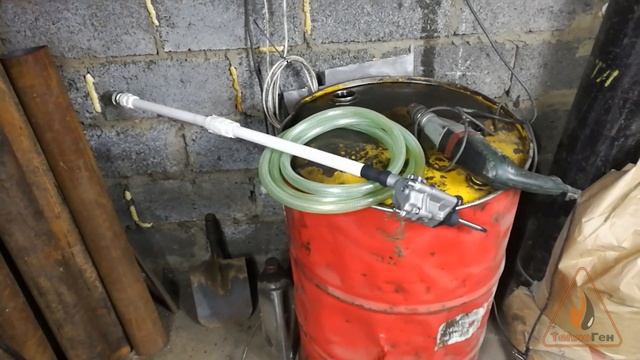 Насос для перекачки масла своими руками. Handmade pump for oil смотреть онлайн