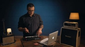 AKAI MPK mini mk3 - миди-клавиатура 25 клавиш (третье поколение популярной модели)