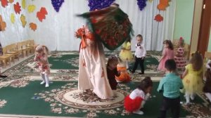 Игра с осенью \ Волшебный платок \ Осенний Утренник