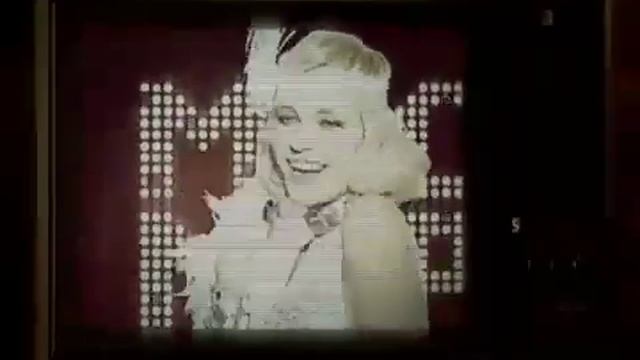 Glucose - I have the most beautiful ass. Глюкоза - самая красивая жопа смотреть онлайн