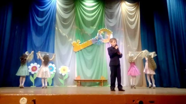 Песня "Мама, мне на тебя не наглядеться" смотреть онлайн