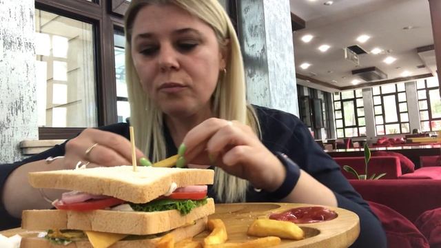МУКБАНГ # ДИБАТЫ ПРОДОЛЖАЮТСЯ # КЛАБ СЕНДВИЧ # MUKBANG # Club sandwich￼ смотреть онлайн