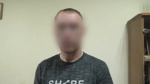 Мужчина гулял голым по набережной