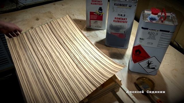 Крутая стойка для аппаратуры