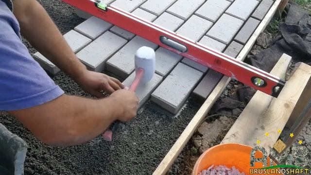 Укладка клинкерной брусчатки на трассовый раствор Квик микс TDM тубаг трасс смотреть онлайн