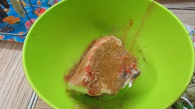 Как приготовить свиную грудку со специями запеченную в фольге смотреть онлайн