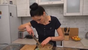 ТАКОЕ МЯСО УЛЕТИТ со СТОЛА МГНОВЕННО! Вкусная свинина Рецепт | Кулинарим с Таней