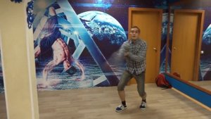 Электроденс/тектоник в Школе танцев Study-on, Челябинск. Тренер Василий Захарцов.