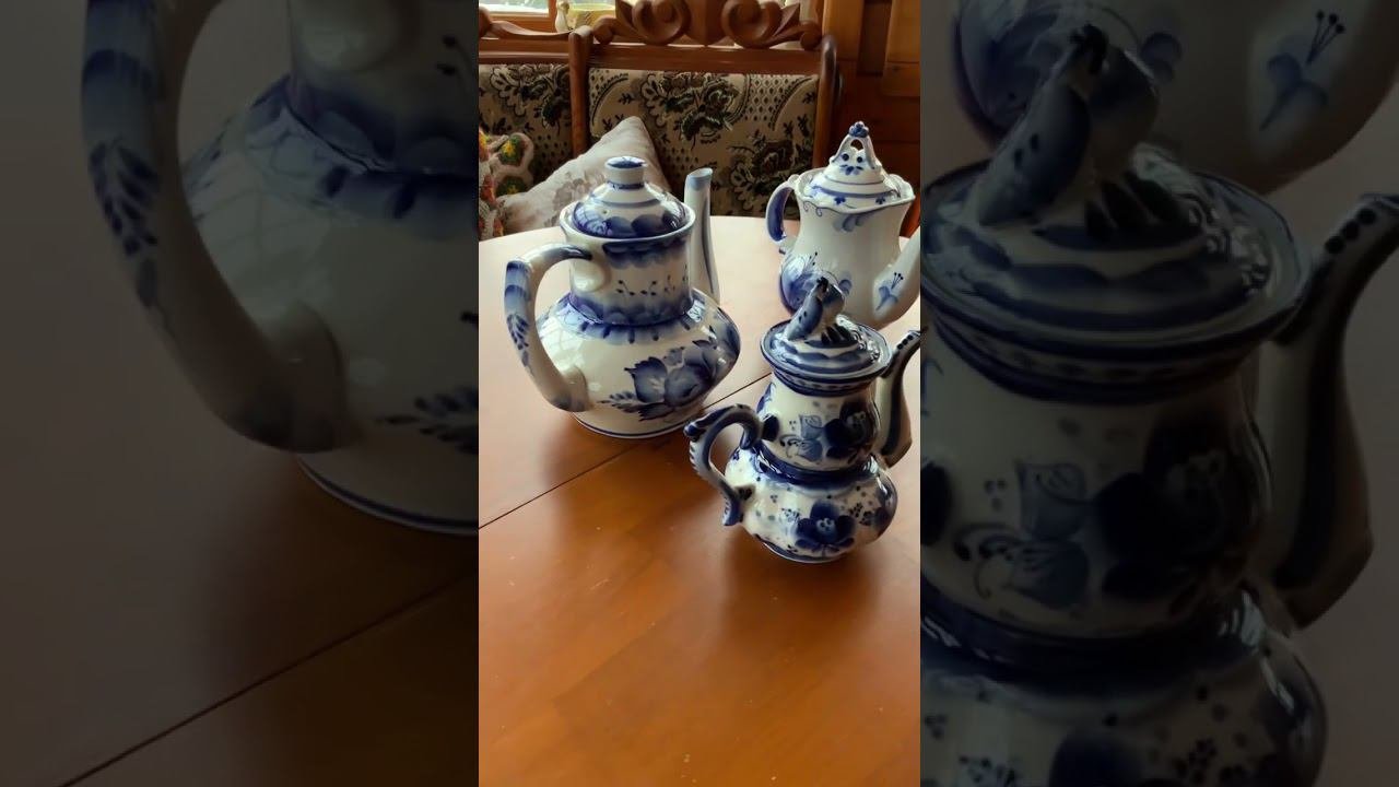 Кувшины Гжель