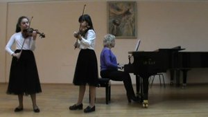 Ш.Данкля Маленькая симфония для двух скрипок. Исп.Баязитова Ханна и Дзалаева Ирина, ДМШ МК РСО-А