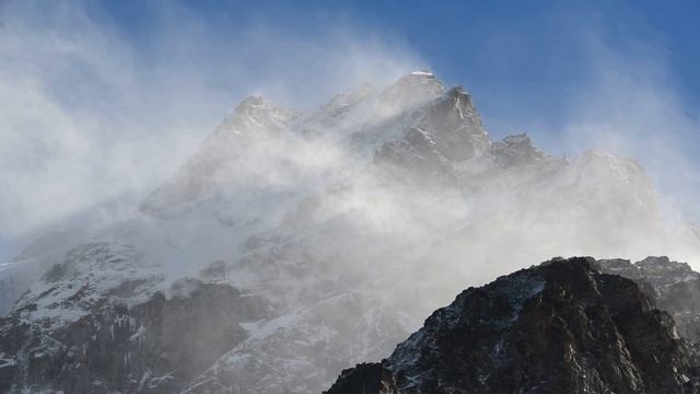 Дигорское ущелье. Горы близ ледника Тананцете смотреть онлайн